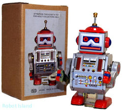 Little Giant Band Leader Robot Wind up Tin Toy Marching Robot